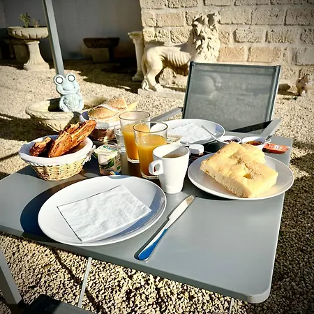 Les Du Mas - Rubis * Aigues-Mortes