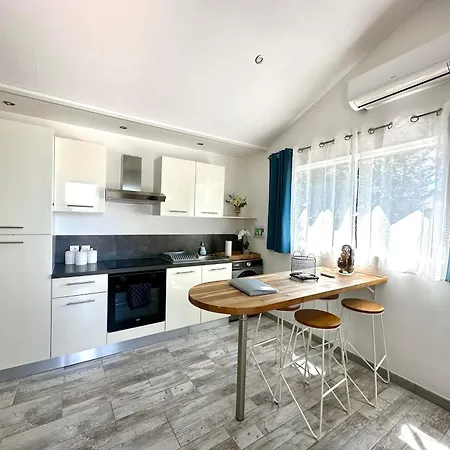 Les Du Mas - Rubis Apartment Aigues-Mortes