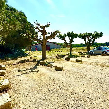 Les Du Mas - Rubis * Aigues-Mortes