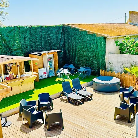 Les Du Mas - Rubis * Aigues-Mortes