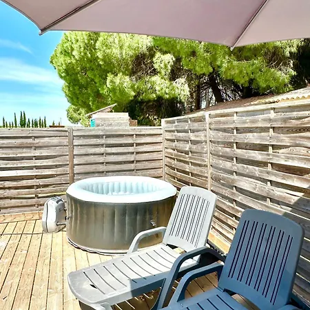 Les Du Mas - Rubis Lejlighed *